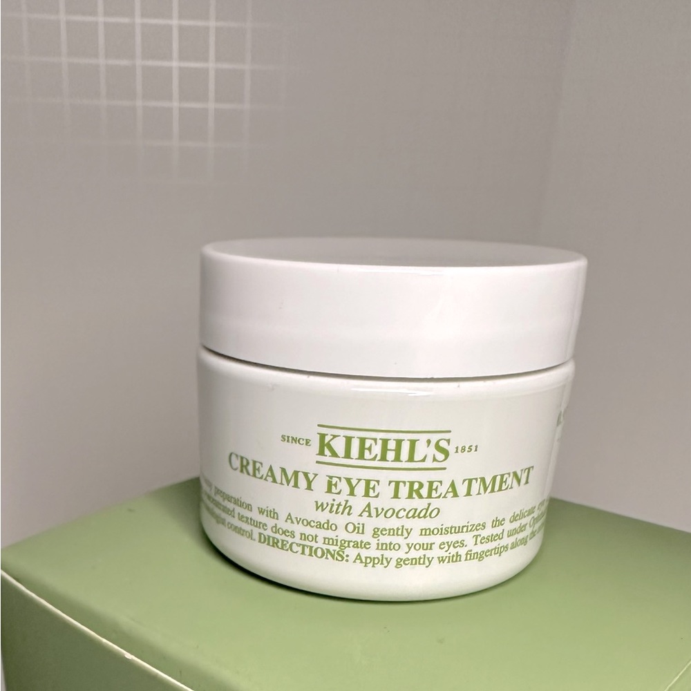 New Factory sealed Kiehl’s Creamy Eye Treatment 0.5oz